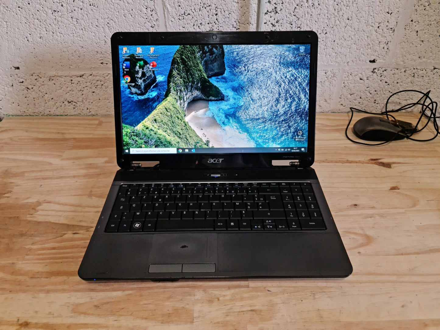 Acer Aspire 5732Z | 15 pouces | Windows 10 Pro | Intel dual core | 240Go SSD | 4Go RAM