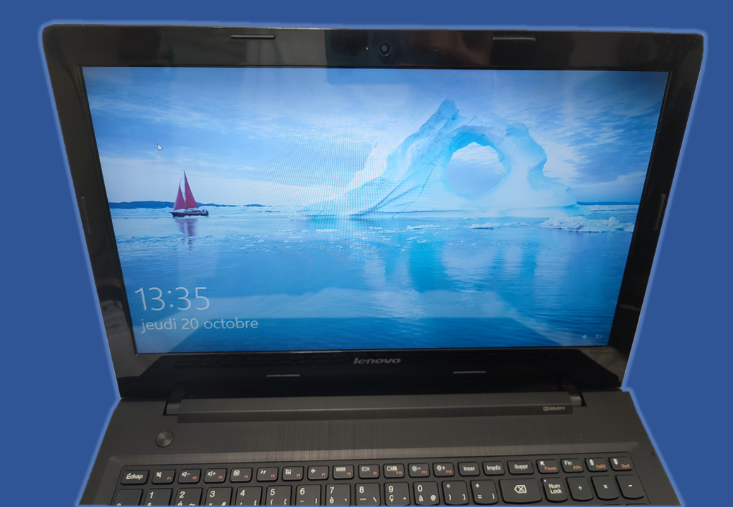 Pc portable Lenovo | Processeur AMD A4 - 2,3GHz | 4Go RAM | SSD 240Go | 15 pouce