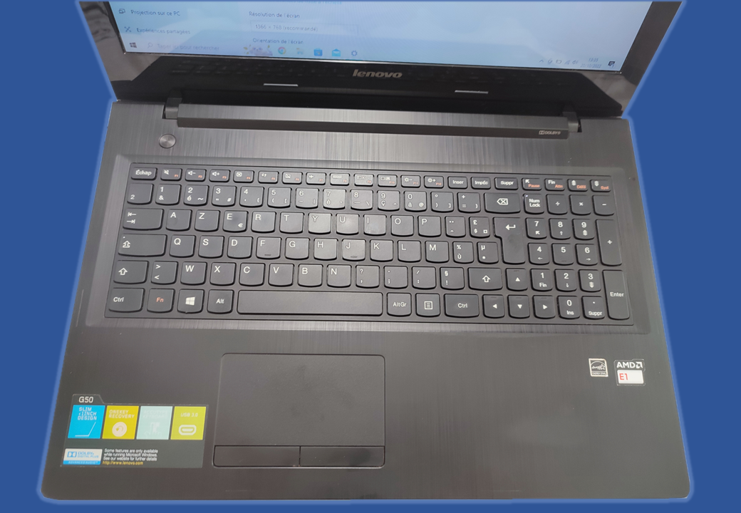 Pc portable Lenovo | Processeur AMD A4 - 2,3GHz | 4Go RAM | SSD 240Go | 15 pouce